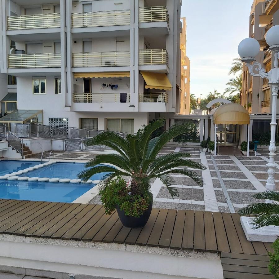 Apartamento En El Centro De 萨洛 外观 照片